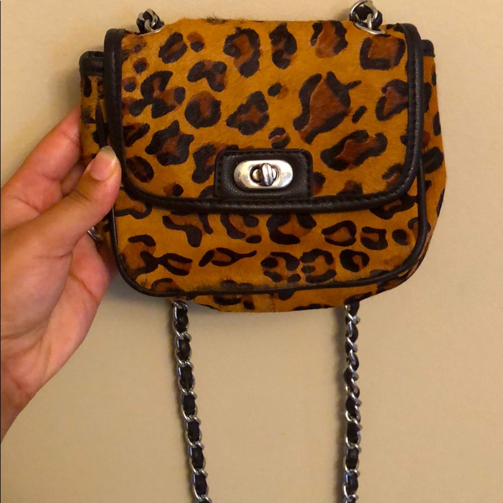 Banana republic S leopard print crossbody purse